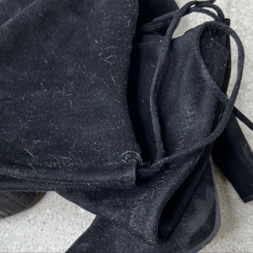 Forever Black High Knee Boots - 5 1/2 - Picture 9 of 9